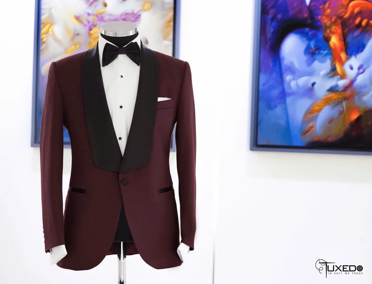 Tuxedo Đỏ Mận Ve Shawl Đen — TUX-030