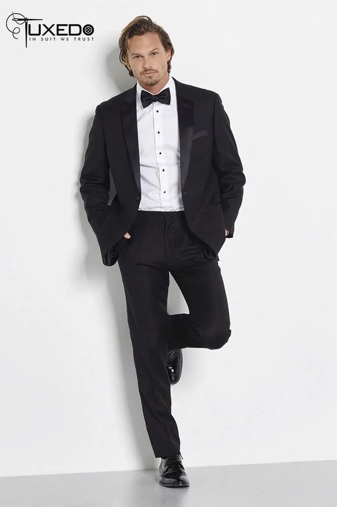 Tuxedo Đen Sơ Mi Nẹp Ngực — TUX-037