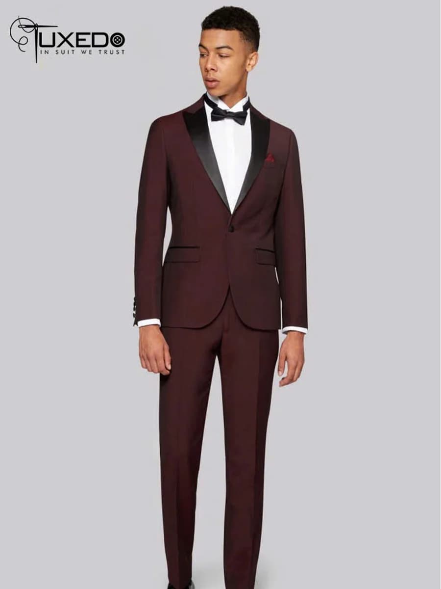 Tuxedo Đỏ Mận Ve Xẻ Satin — TUX-035