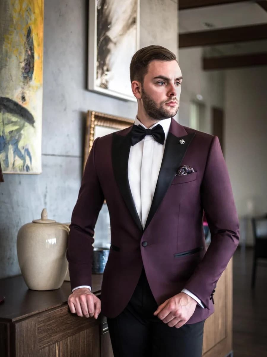 Tuxedo Mận Chín Ve Satin — TUX-061