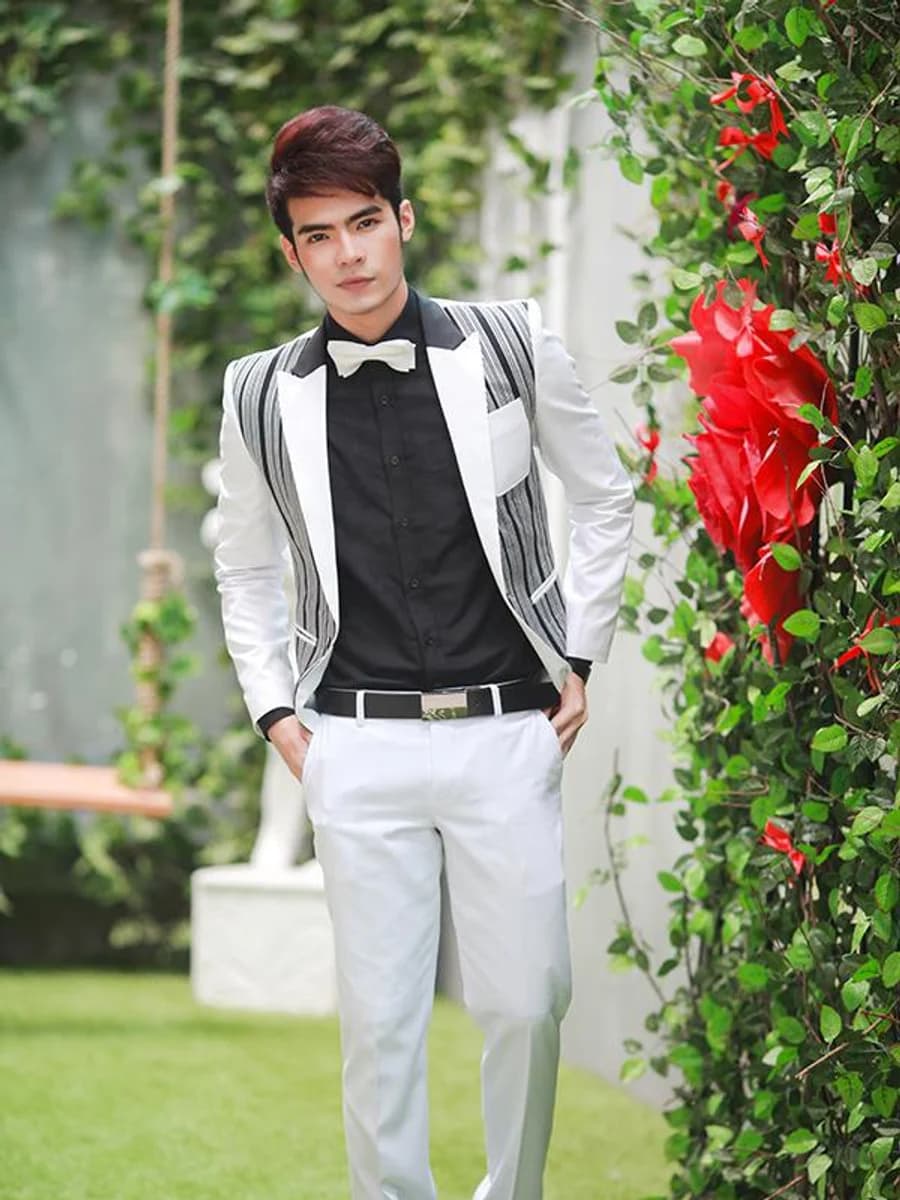 Tuxedo Trắng Sọc Ánh Bạc — TUX-075