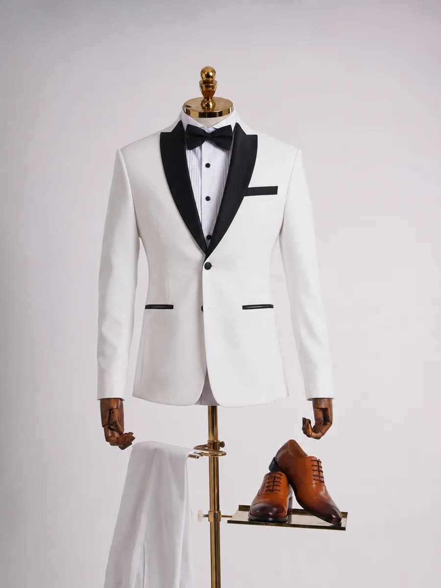 Tuxedo Trắng Ngà Hai Khuy Ve Lụa Đen Quần Trắng — TUX-095