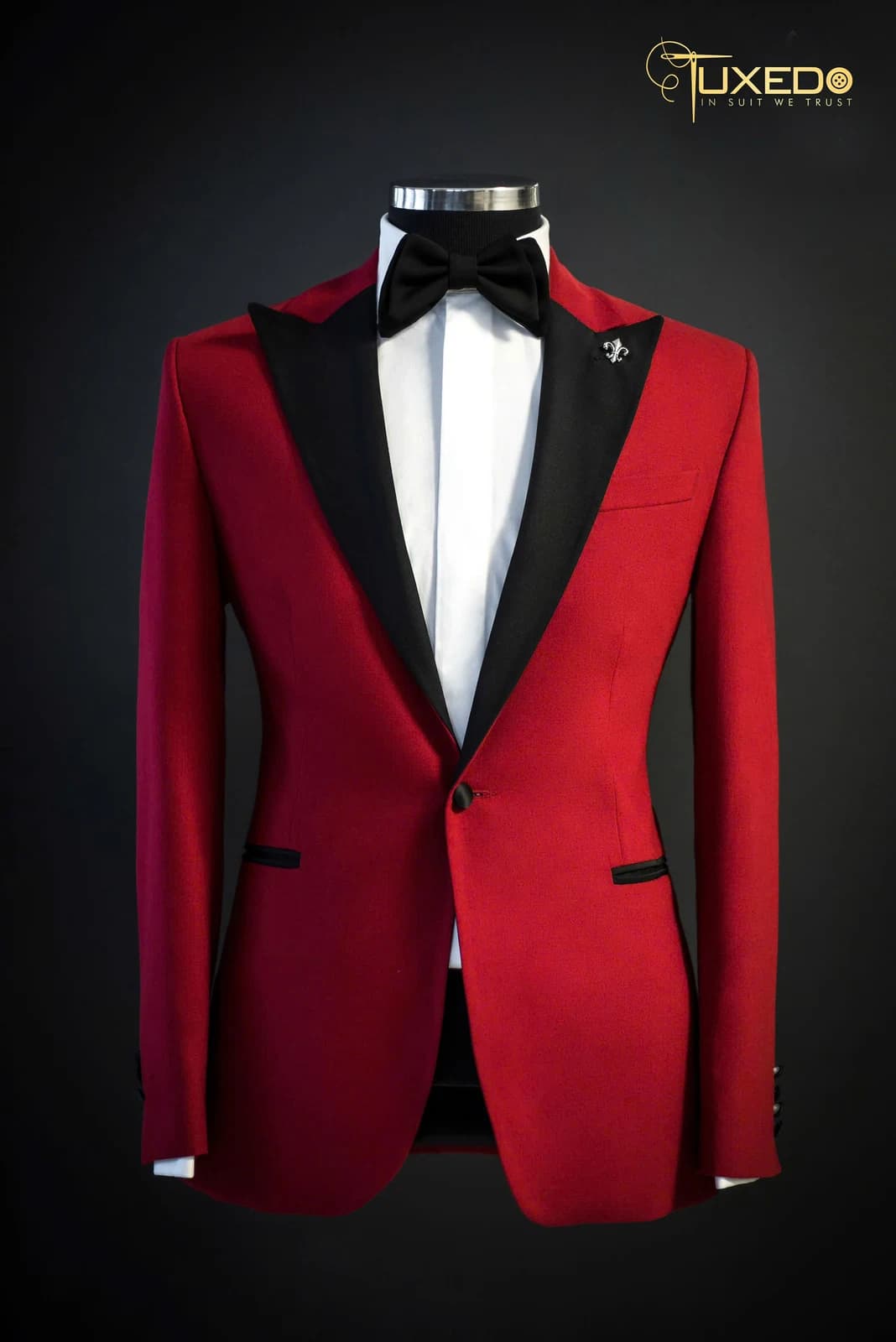 Tuxedo Đỏ Ruby Ve Nhọn Đen — TUX-007